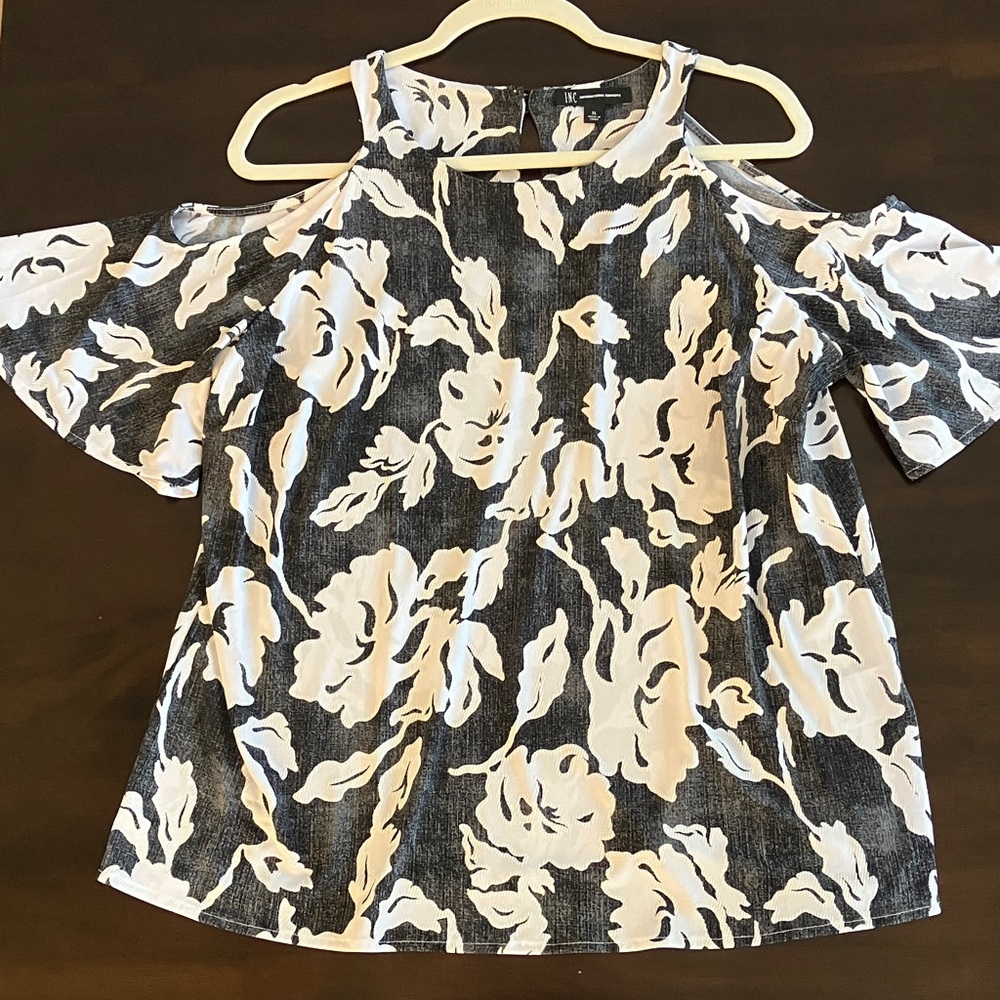 INC International Concepts Black and White Floral Cold Shoulder Blouse